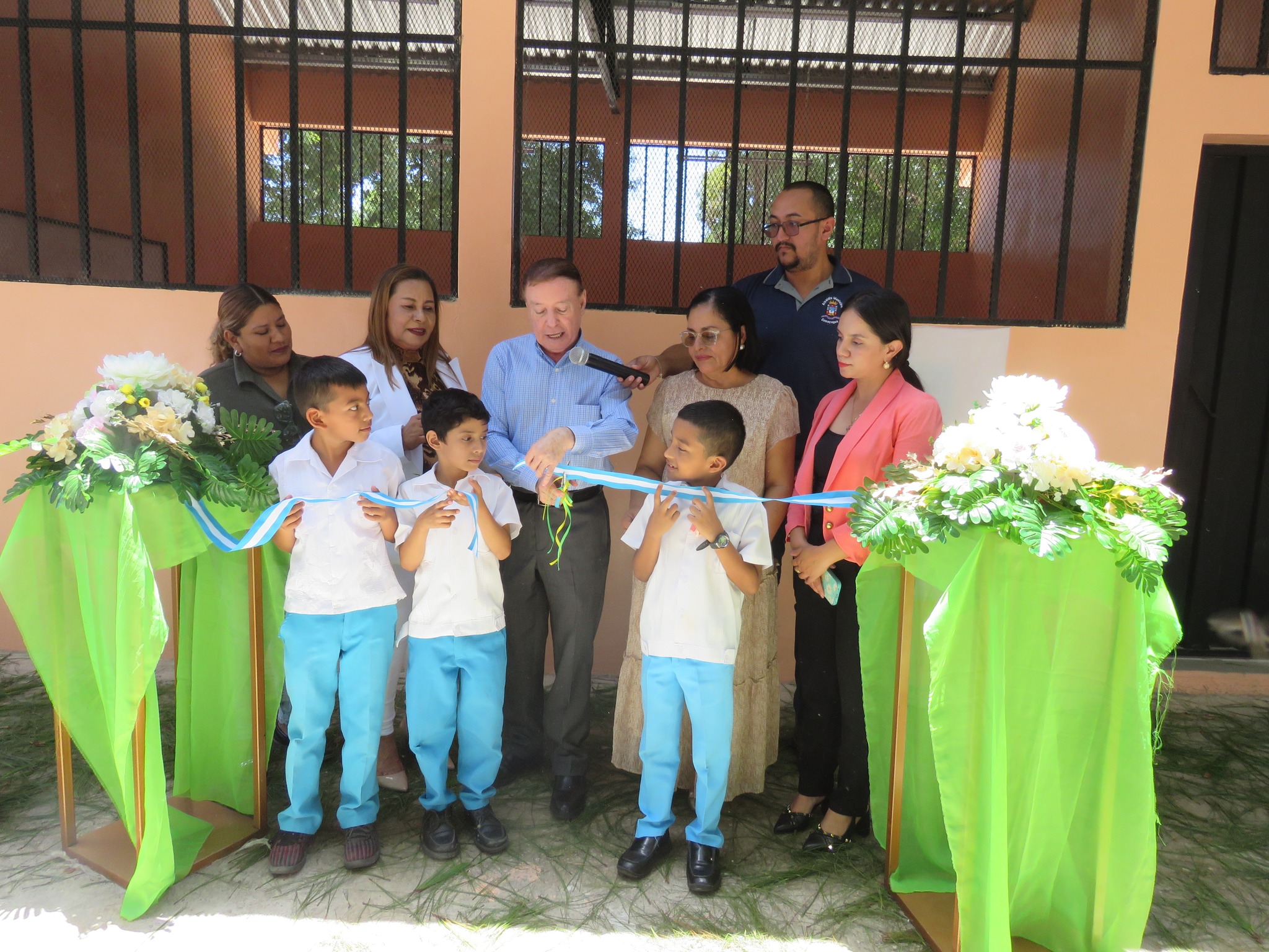 Alcaldía de Comayagua inaugura y acondiciona aula escolar en la escuela Àngel Antonio Vindel de esta ciudad
